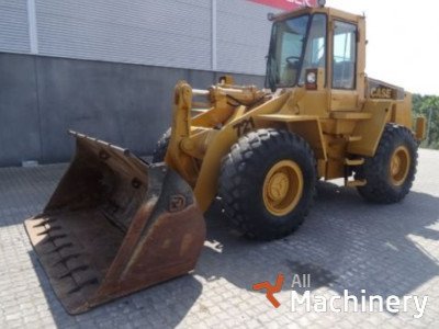 CASE 721 Frontaliniai krautuvai #1013