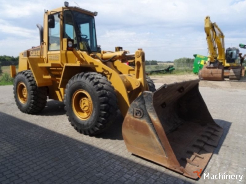 CASE 721 Frontaliniai krautuvai #1013