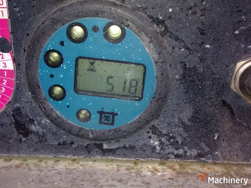 HAULOTTE Compact 8 Žirklinių keltuvų nuoma #1073