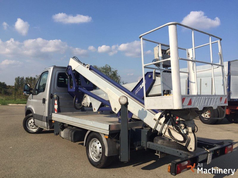 IVECO DAILY Autobokšteliai #1082