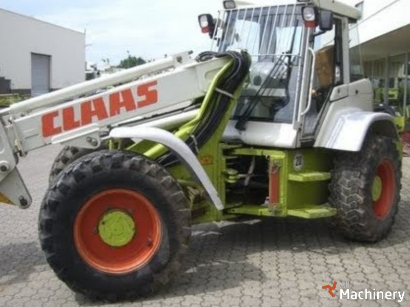 CLAAS RANGER 907 T Krautuvų kabinos ir kėbulo dalys #1087