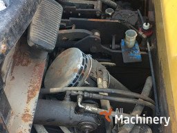 YALE ERP18ATF (SW8) E2080 Šakiniai triračiai krautuvai #1162