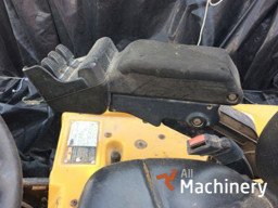 YALE ERP18ATF (SW8) E2080 Šakiniai triračiai krautuvai #1162