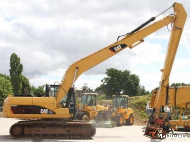 CATERPILLAR  320D Vikšriniai ekskavatoriai #1203