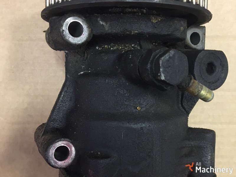 RENAULT R9042A41A Vilkikų elektros įrangos dalys #1270