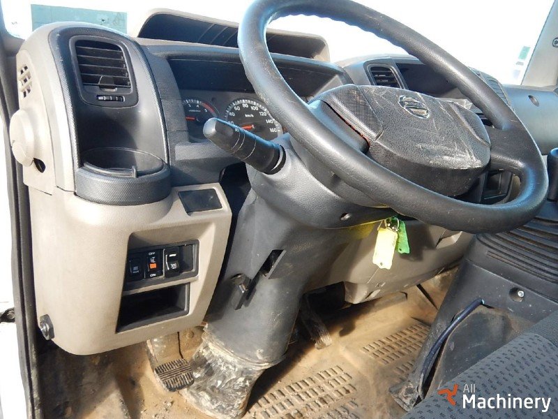 NISSAN  Cabstar 35.11/ Haulotte HTB 180  Autobokšteliai #1390
