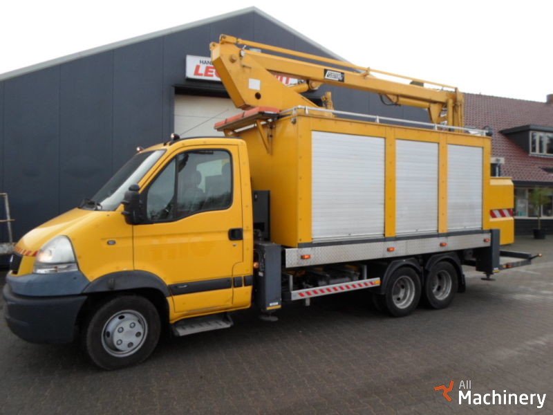 RENAULT Taurus T 220-12 Autobokšteliai #1408