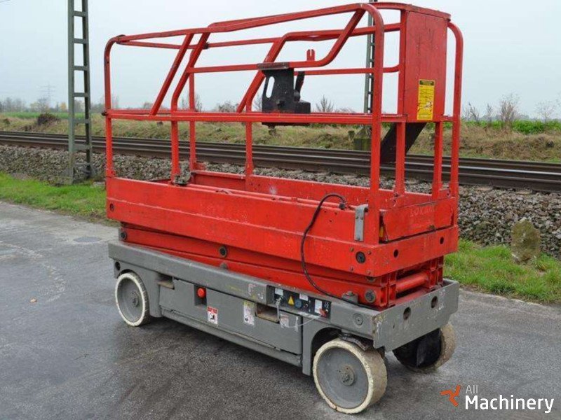 HAULOTTE Compact 8 Žirklinių keltuvų nuoma #1578