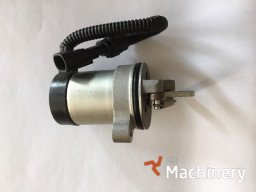 DEUTZ-FAHR 2011 - 12V (04103812) Traktorių varikliai ir jų dalys #1592