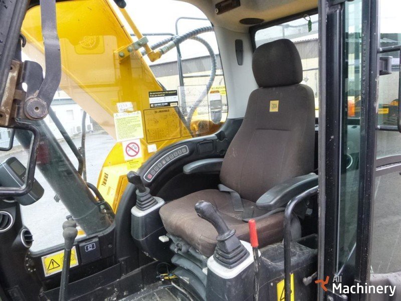 JCB JS220LC Vikšriniai ekskavatoriai #16