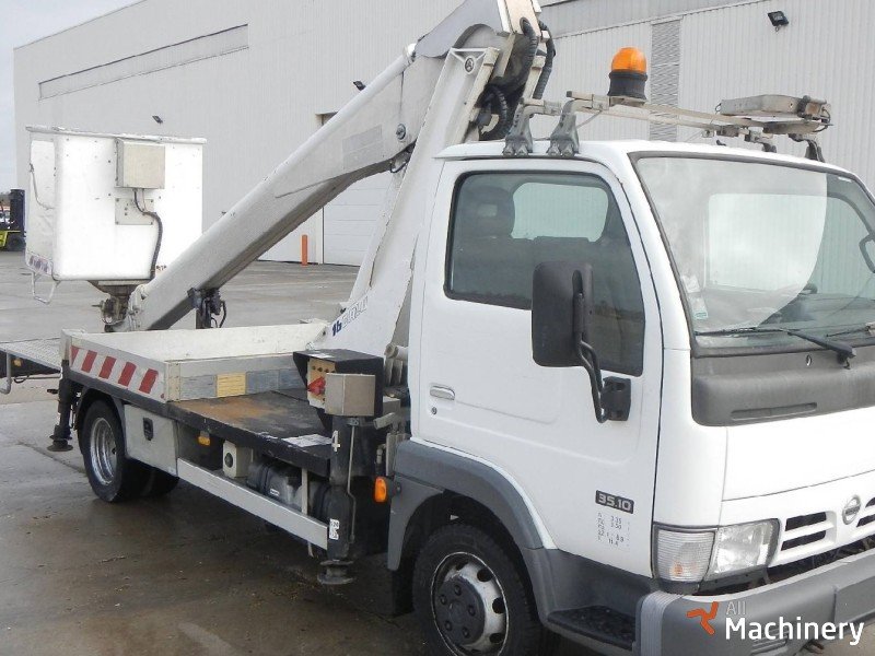 NISSAN CABSTAR 35.10 w/Multitel 160 Alu Autobokšteliai #1602