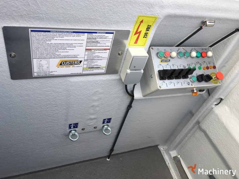 Custers Taurus 200-14 MVH Autobokšteliai #1615