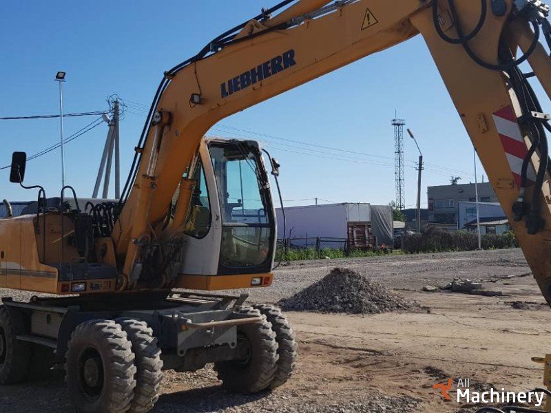 LIEBHERR A900C Ratiniai ekskavatoriai #1622