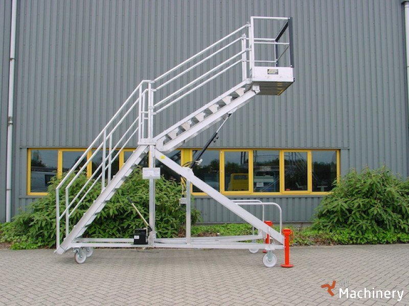 CUSTERS Custers Aviaciniai pastoliai #191