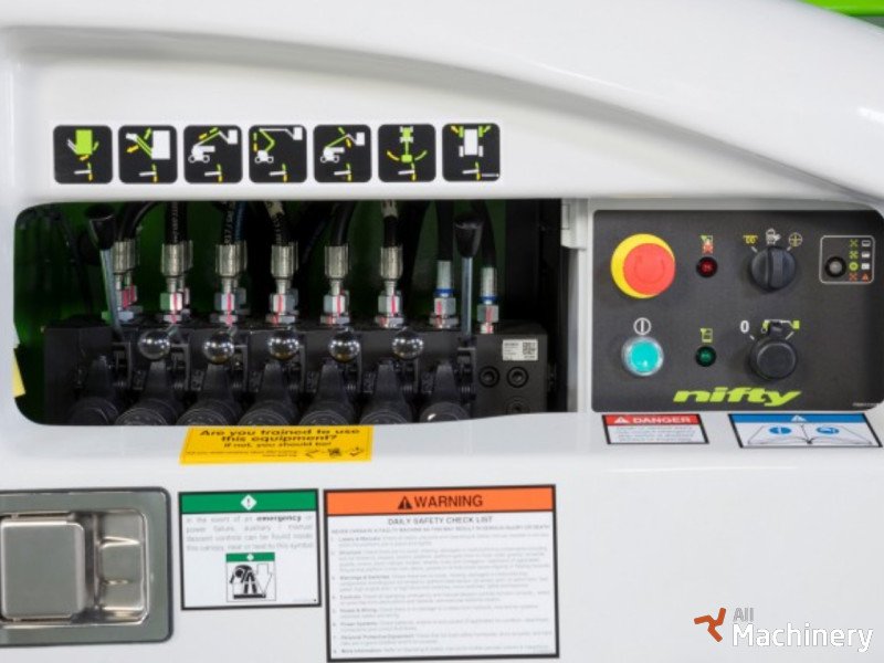 NIFTYLIFT HR15N Priekabos tipo keltuvai #2028