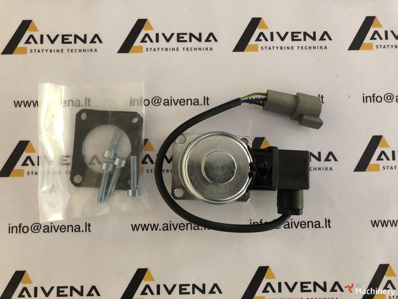 HATZ 2L41, 3L41, 4L41 stop solenoid Dyzeliniai varikliai dalimis 2041