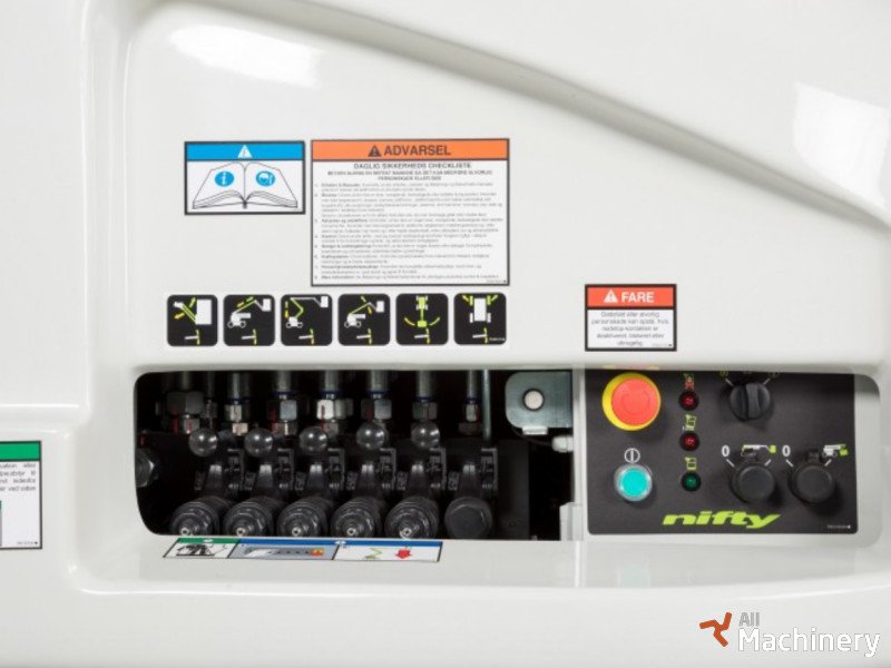 NIFTYLIFT HR28 4x4  Teleskopiniai keltuvai #2054