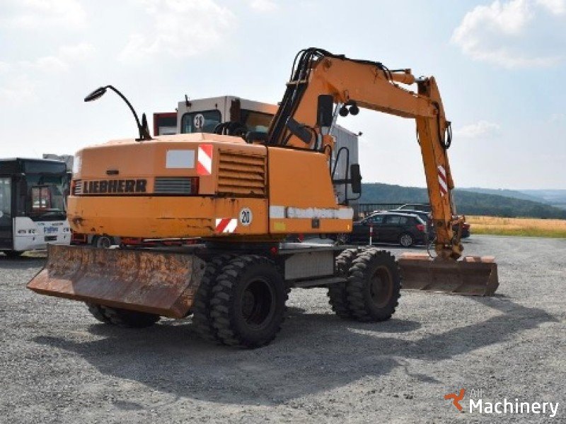 LIEBHERR A316 Ratiniai ekskavatoriai #2071