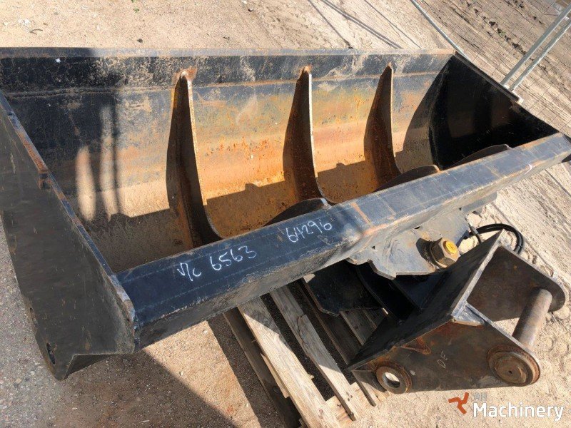 LIEBHERR SW33 Kitos dalys #2095