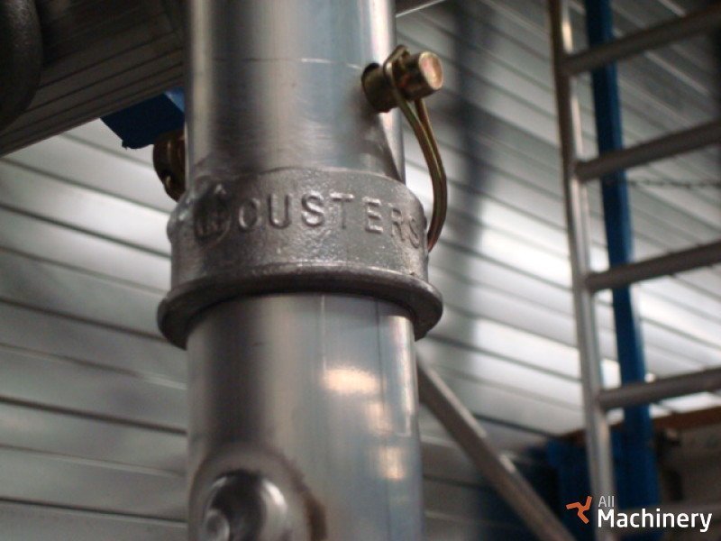 CUSTERS Foldable Mobilūs bokštiniai pastoliai #213