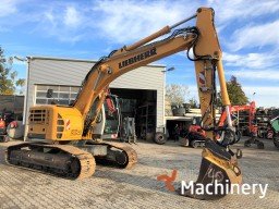 LIEBHERR R924 Vikšriniai ekskavatoriai #2272