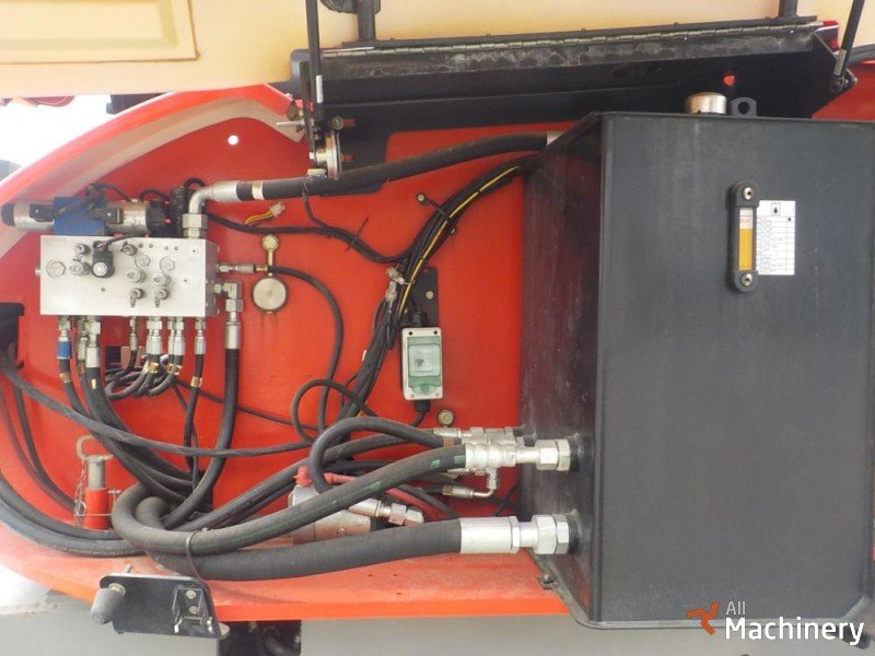 JLG 860 SJ Teleskopiniai keltuvai #2937