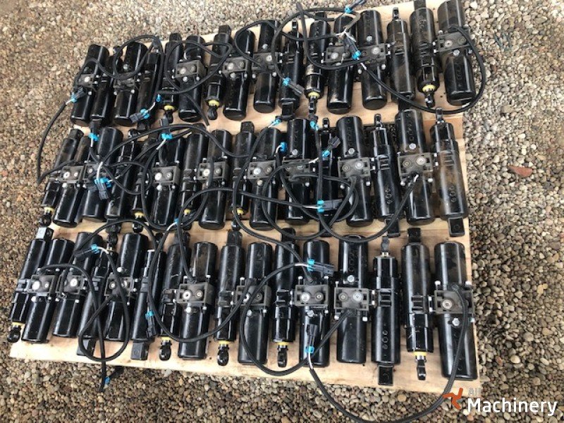 JOHN DEERE MMP4-B1D150BB-DHQR Savivarčių hidraulikos sistema #3683