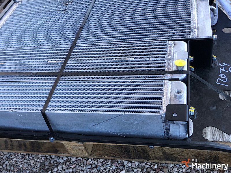 MANITOU 52540028 Krautuvų aušinimo sistema #3886