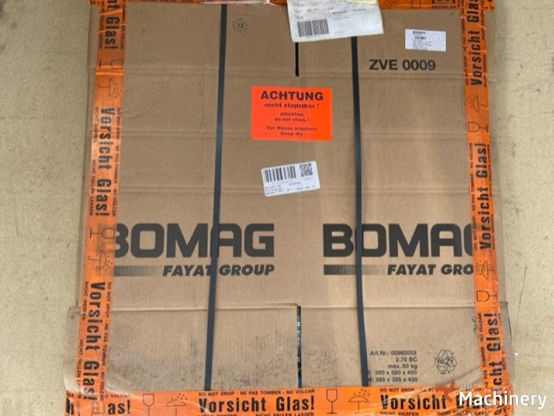 BOMAG 32120431 glass Kabinos ir kėbulo dalys #4146