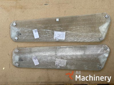 BOMAG 32121169 glass Kabinos ir kėbulo dalys #4147