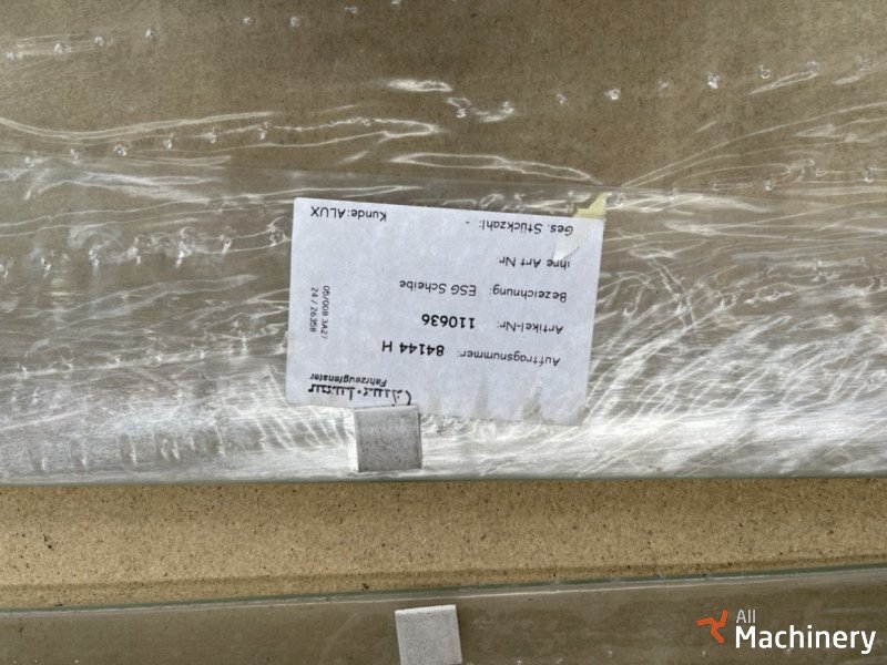 HBM Nobas 32121169 Kabinos ir kėbulo dalys #4187