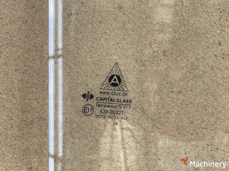 HBM Nobas 32120431 Kabinos ir kėbulo dalys #4339