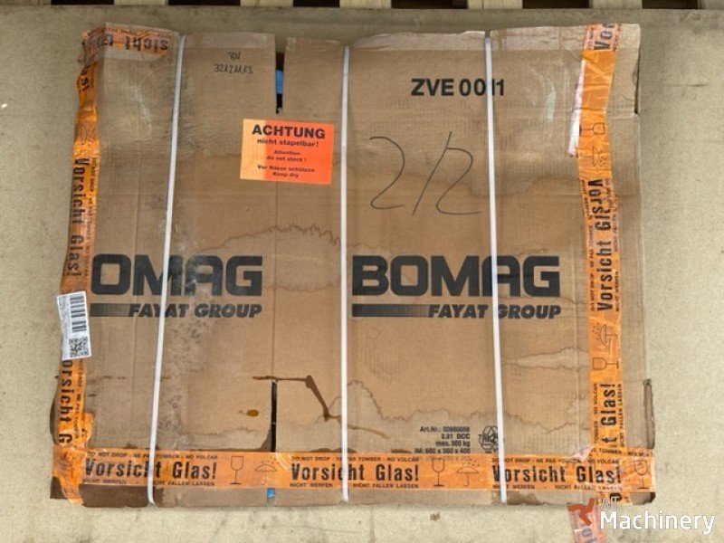 BOMAG 32121113 Kabinos ir kėbulo dalys #4342