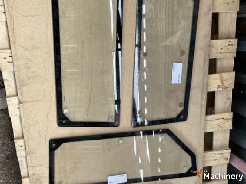 HBM Nobas 32300005 Kabinos ir kėbulo dalys #4349