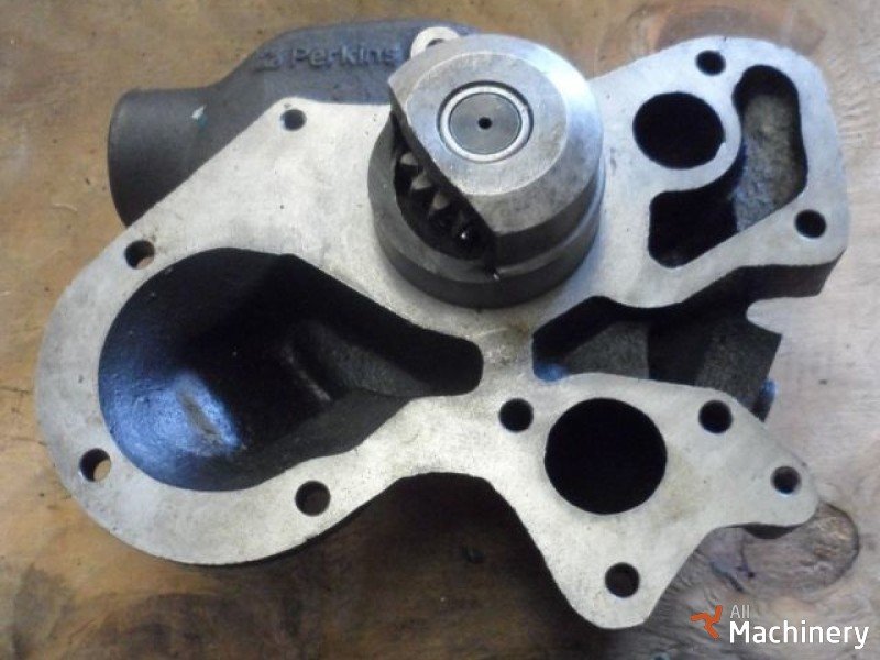 MANITOU WATER PUMP 704885 Krautuvų varikliai ir jų dalys #460