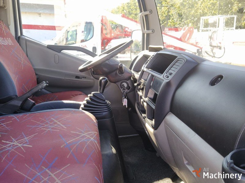 NISSAN Cabstar 35.11 Autobokšteliai #4992