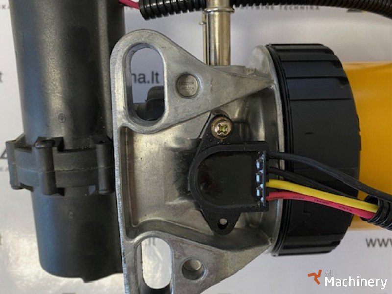 JCB 332/D6723 Krautuvų varikliai ir jų dalys #5461