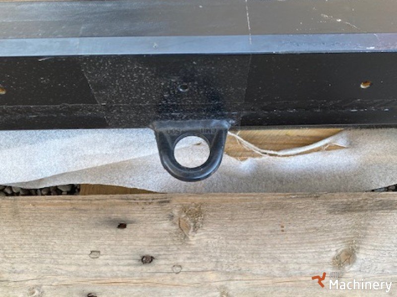 MANITOU Fork frame Kabinos ir kėbulo dalys #5606