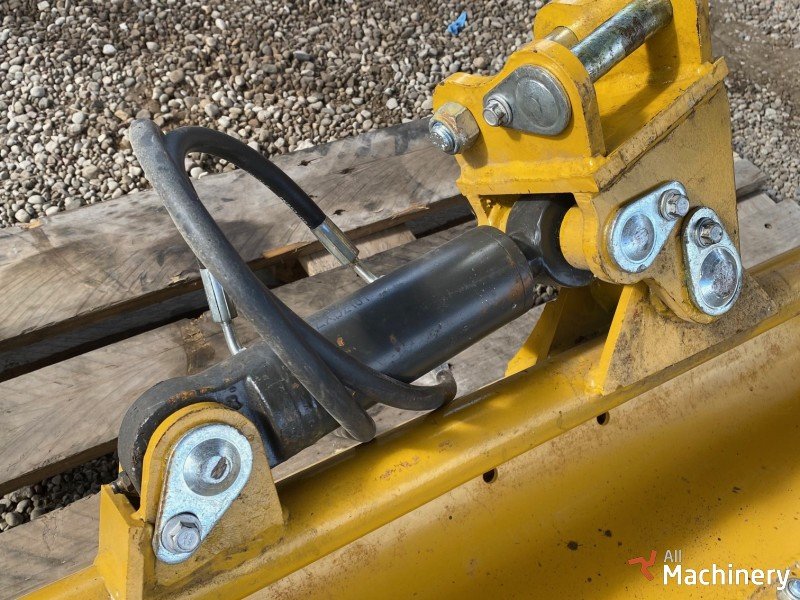 BOBCAT Leveling Bucket Kitos dalys #5739