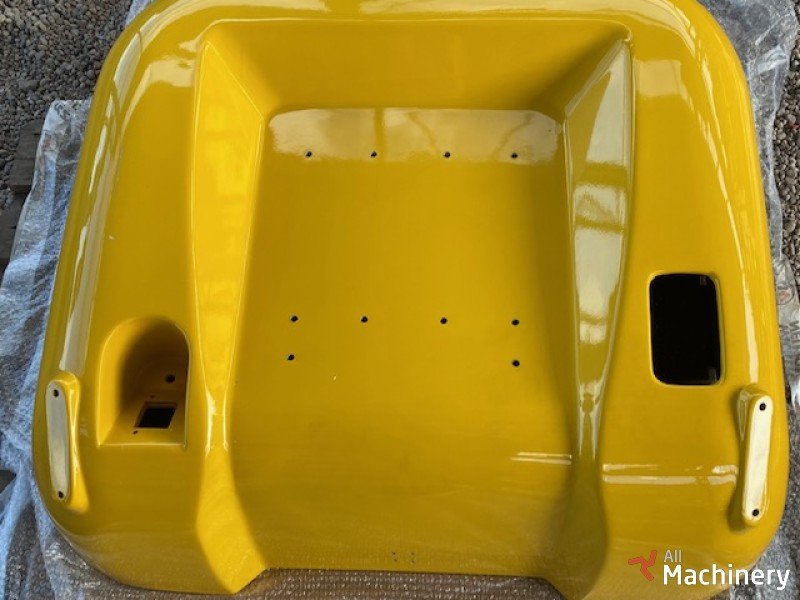 NEUSON LS850 Engine Cover Kabinos ir kėbulo dalys #5761