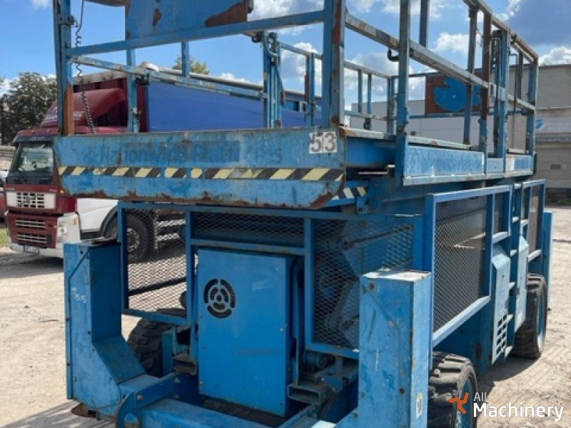 GENIE GS4390 Žirkliniai keltuvai (2007 m.) #5877