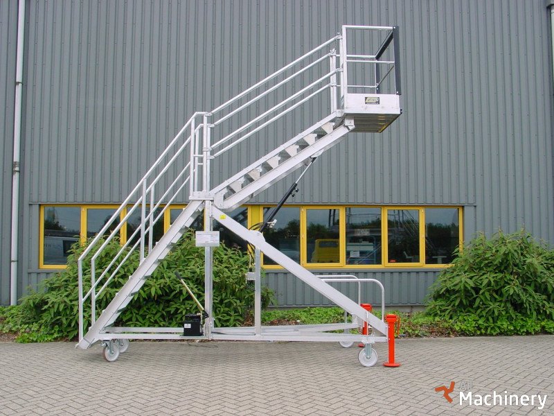 CUSTERS Custers Aviaciniai pastoliai #603