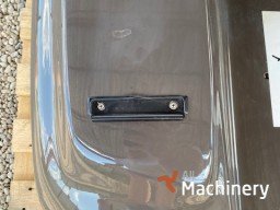 MANITOU MSi 25 variklio dangtis Kabinos ir kėbulo dalys #6363