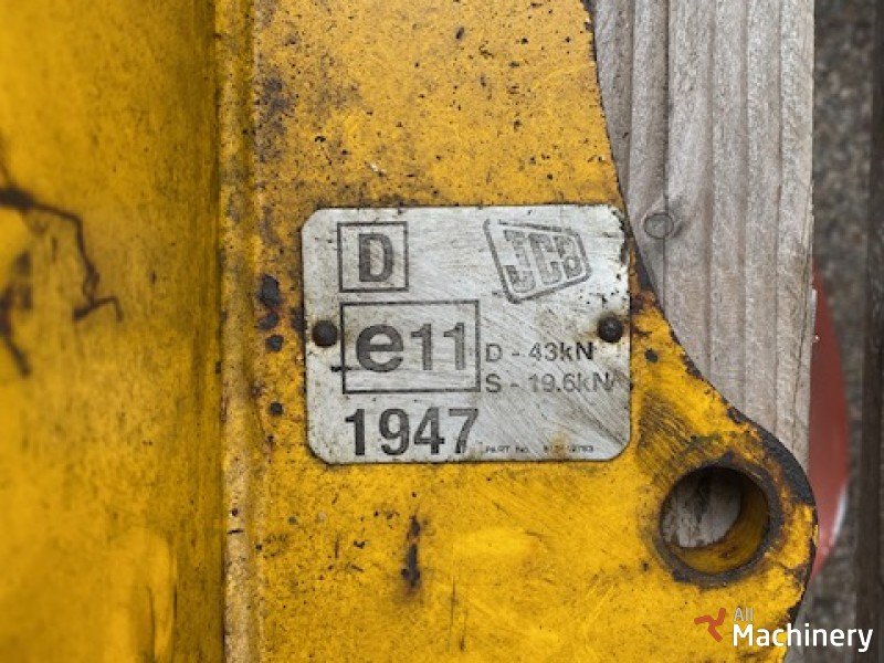 JCB 817/19783 Kabinos ir kėbulo dalys #6548