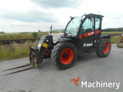 BOBCAT TL360 Teleskopiniai krautuvai #666