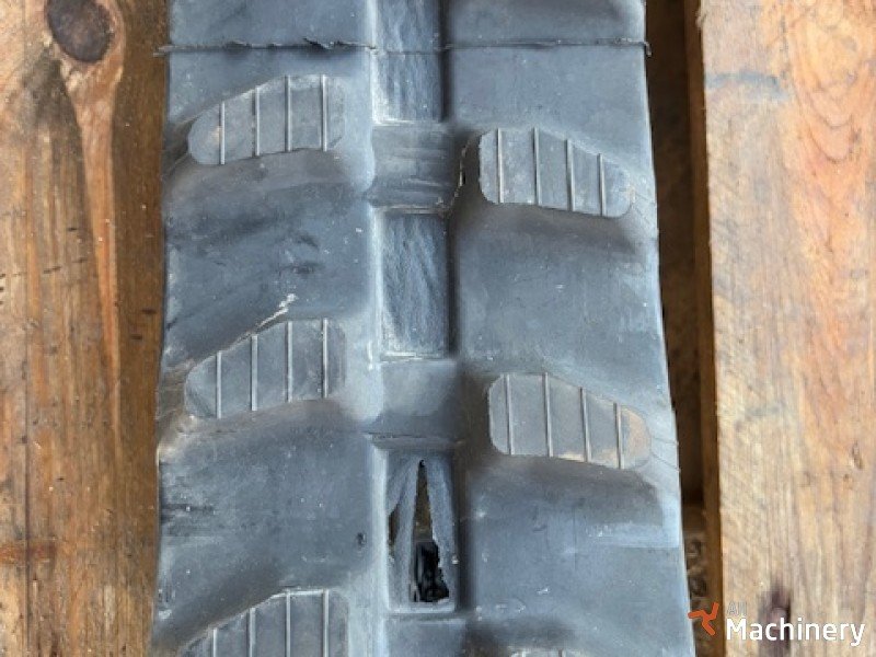 YANMAR Rubber tracks 150X72X42 Ekskavatorių vikšrinės važiuoklės dalys #7125