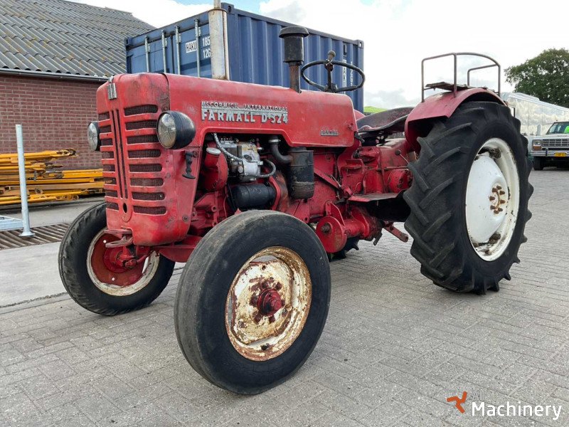 MCCORMICK  Farmall D-324 Mini traktoriai #7584
