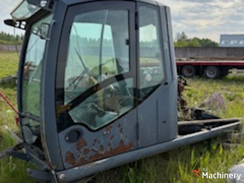 ATLAS 225LC Cabin Kabinos ir kėbulo dalys #7585