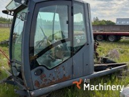 ATLAS 225LC Cabin Kabinos ir kėbulo dalys #7585