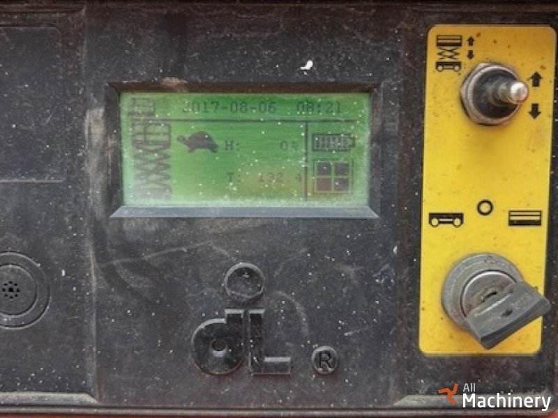 DINGLI Žirklinis keltuvas pardavimui Žirkliniai keltuvai #7914